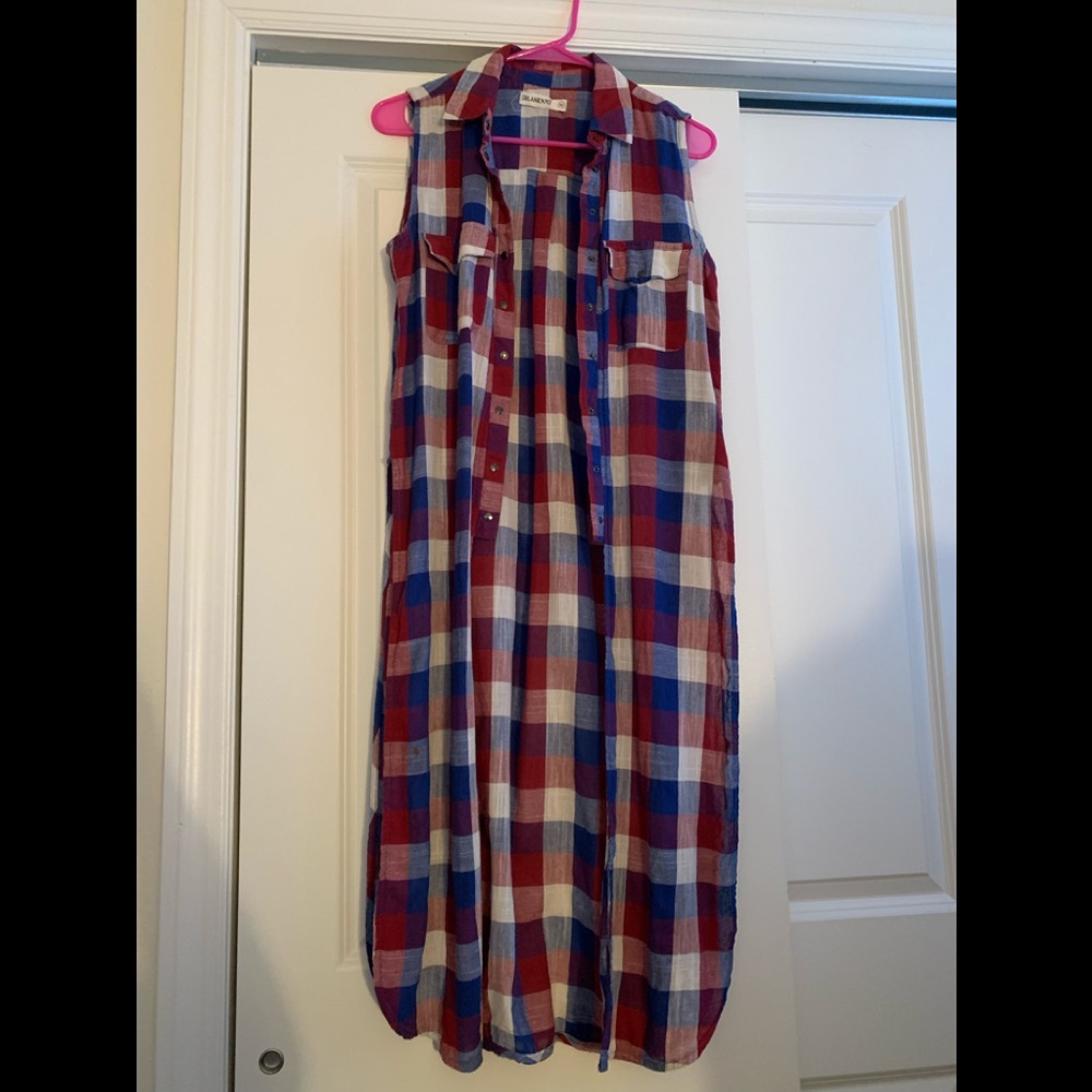 BlankNYC Sleeveless Button Down